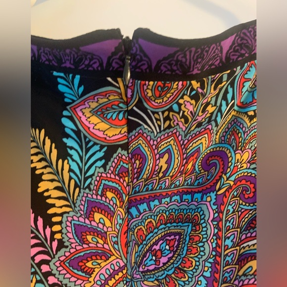 NEW floral dress form fitting - Picture 4 of 6